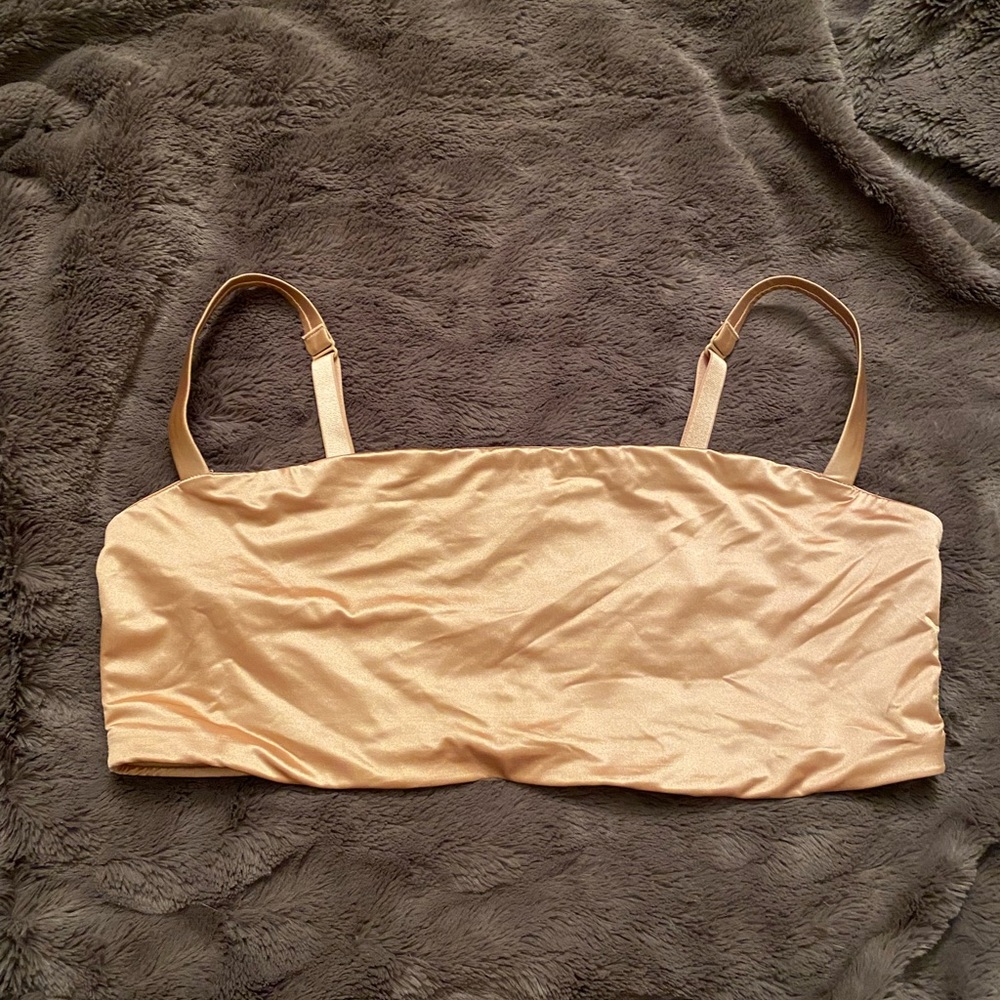 SKIMS Fits Everybody Bralette